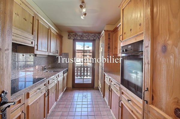 3006. Séduisant semi-attique de 1.5 pcs à Crans-Montana 9