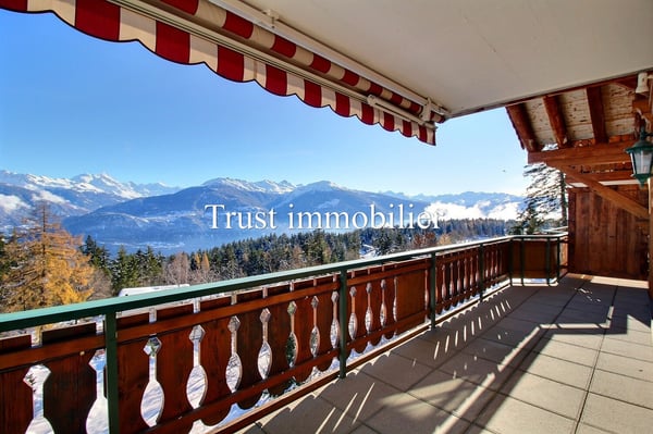 3006. Séduisant semi-attique de 1.5 pcs à Crans-Montana 11