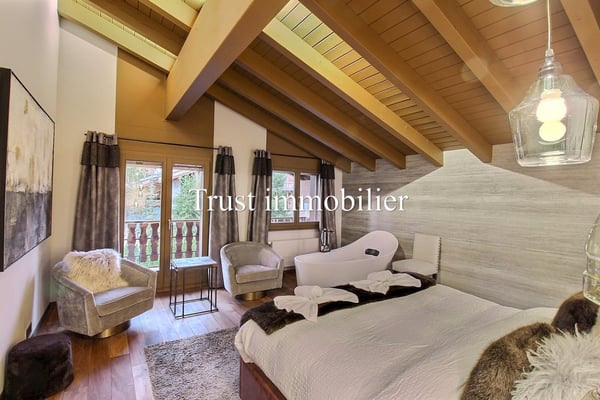 4025L. Incroyable attique 1.5 pcs à louer, proche centre Crans 8