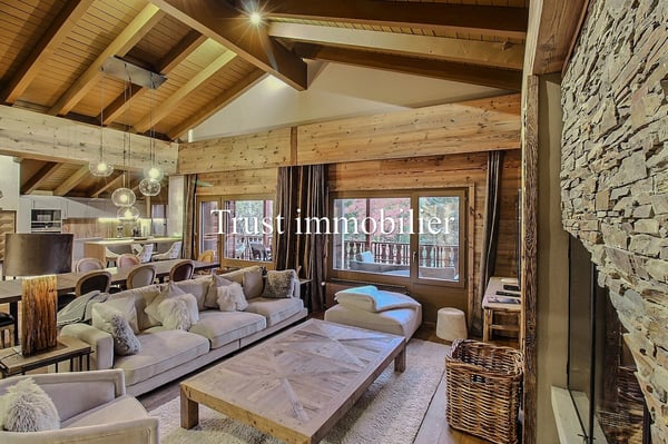 4025L. Incroyable attique 1.5 pcs à louer, proche centre Crans 3