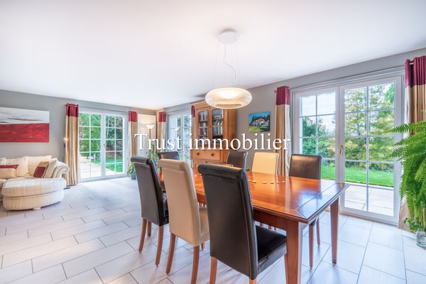 6036. Maison individuelle avec vue panoramique sur le Jura à Cugy 4