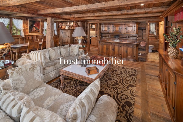1044. Magnifique chalet de luxe à vendre à Crans-Montana 3