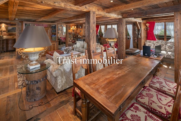 1044. Magnifique chalet de luxe à vendre à Crans-Montana 9
