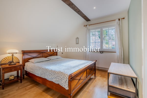 6036. Maison individuelle avec vue panoramique sur le Jura à Cugy 12