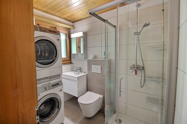 2004M.LA TZOUMAZ.Chalet authentique au coeur des Alpes valaisannes 8