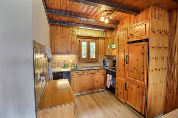 2004M.LA TZOUMAZ.Chalet authentique au coeur des Alpes valaisannes 7