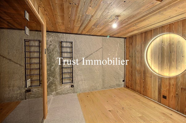 6041. Chalet Rare, 15 min à pied du Regent 6