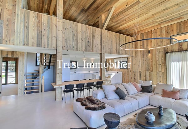 6041. Chalet Rare, 15 min à pied du Regent 7
