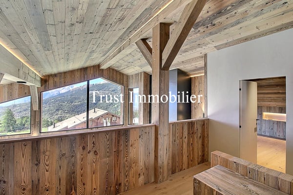 6041. Chalet Rare, 15 min à pied du Regent 11