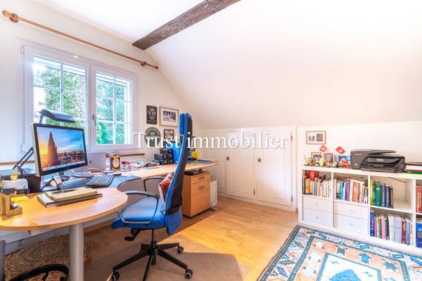 6036. Maison individuelle avec vue panoramique sur le Jura à Cugy 13