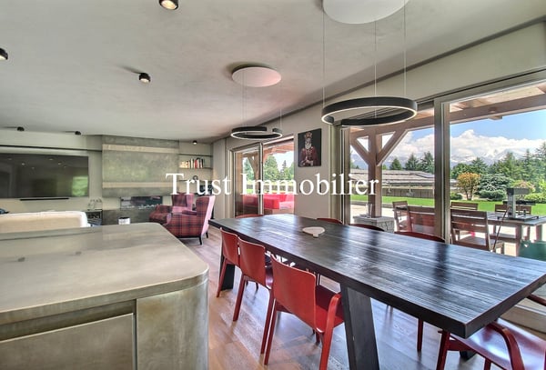5000. Appartement luxueux de 270 m2 habitable au centre de Crans 4