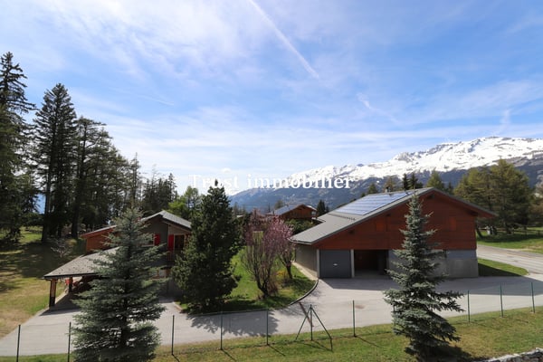 6012. Chalet à proximité du golf 9