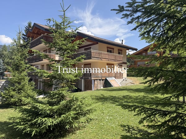 6012. Chalet à proximité du golf 2
