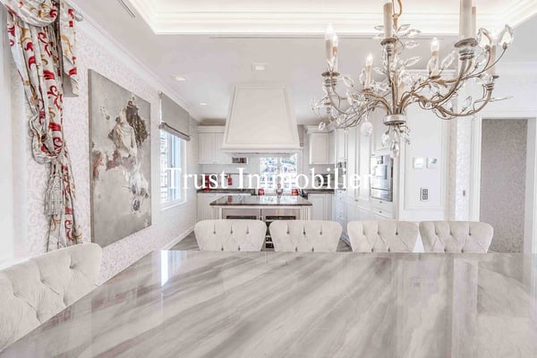 5002. Penthouse d'exception au coeur de Montreux 8