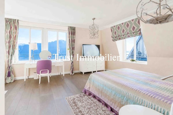 5002. Penthouse d'exception au coeur de Montreux 13