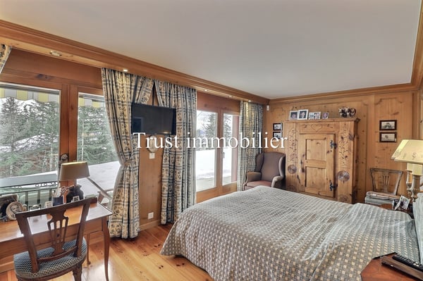 5008. Exceptionnel SKI IN/OUT appartement au centre de Crans 9