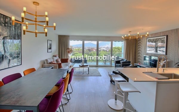 4001. Duplex attique moderne avec vue panoramique - Immeuble moderne 1