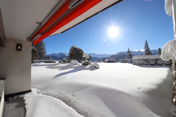 4046. Chaleureux appartement ski-in ski-out entièrement rénové 11