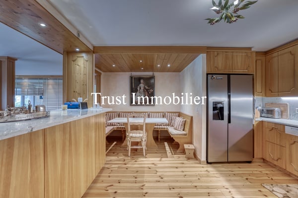 5008. Exceptionnel SKI IN/OUT appartement au centre de Crans 10