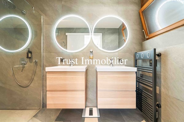 Appartement en attique + Studio, à 1km du centre de Crans 7