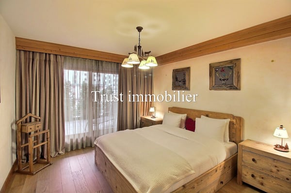 3015. Agréable 3.5 pcs à vendre, au coeur de Crans 9