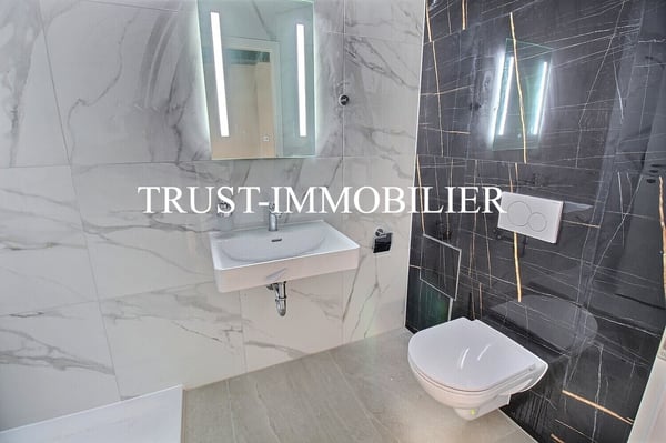9001-MV-Saxon-Surface commerciale moderne de 64 m² 4
