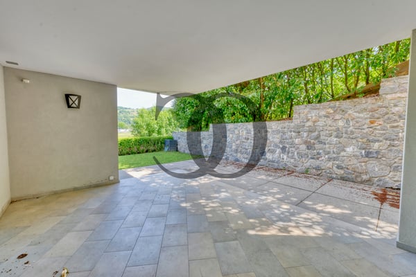 Magnifique villa moderne avec terrasses privatives et jardin 13