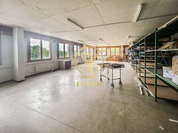 MORGES - Surface commerciale de 210m2 1