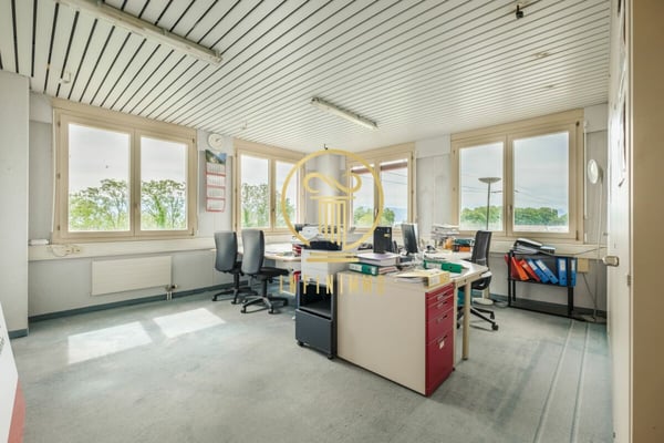 MORGES - Surface commerciale avec vue lac ! 4