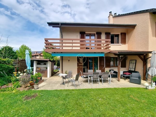 Exclusivité - RENENS, OBJET RARE! Villa mitoyenne non soumise à une PPE de 1.5 p. avec grand jardin. 17