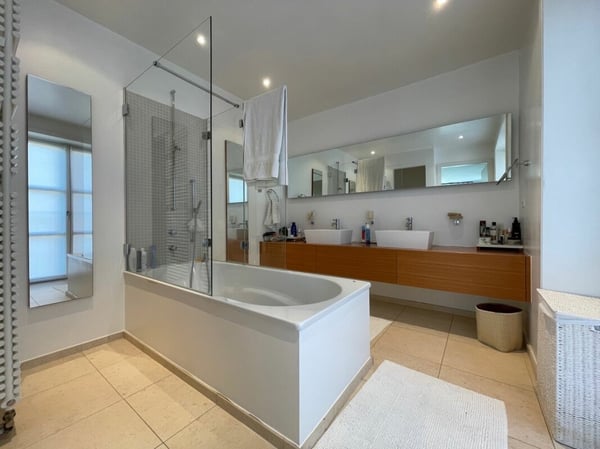 Magnifique Maison Individuelle à Louer à Buchillon 14