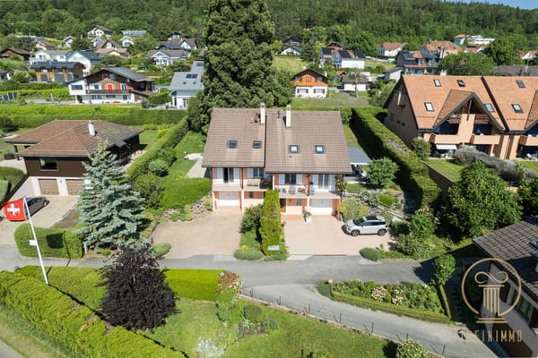 Exclusivité! ARZIER-LE-MUIDS - magnifique villa jumelle de 6.5 pièces - Prix négociable. 2