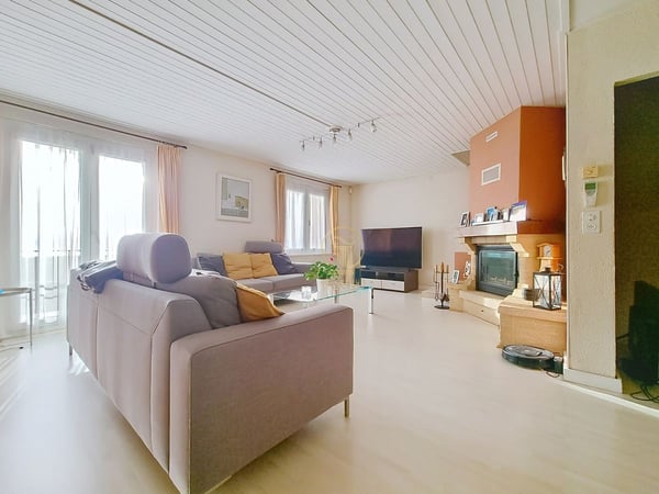Exclusivité! ARZIER-LE-MUIDS - magnifique villa jumelle de 6.5 pièces - Prix négociable. 6