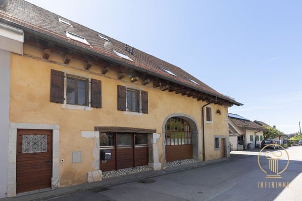 RANCES - belle ferme entièrement rénovée de 10 pièces avec parcelle jardin 3