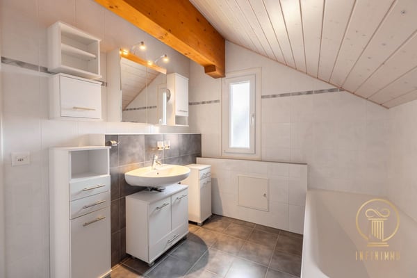 ST-OYENS - jolie villa jumelle de 5.5 pièces dans un quartier calme et très agréable. 12