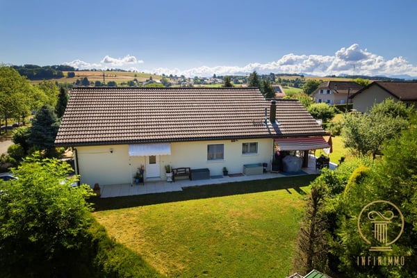 A VUCHERENS - magnifique villa de 2.5 pièces avec jardin 3