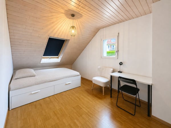 EPALINGES - EXCLUSIVITÉ PORTES OUVERTES    appartement 4.5 pces avec ample mezzanine 12