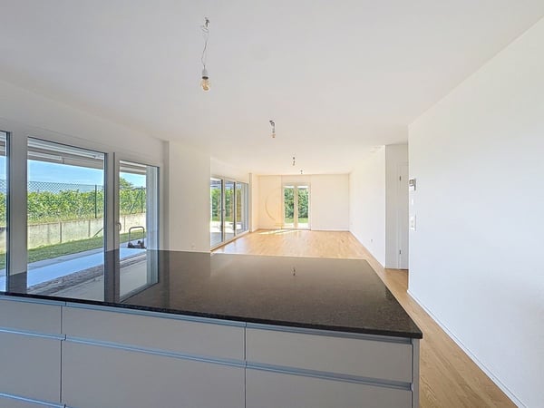 ETOY - En exclusivité: Bel appartement de standing neuf avec vue 4