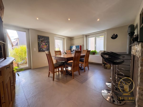 Saint-George - Maison contemporaine rénovée avec goût, vue lac et cachet unique! 3