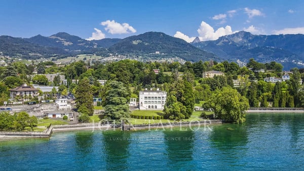 Chef-d'oeuvre d'architecture moderne 3