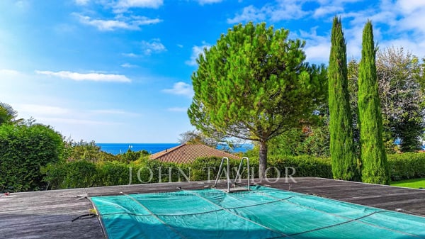 Magnifique villa individuelle sise à Villeneuve 13