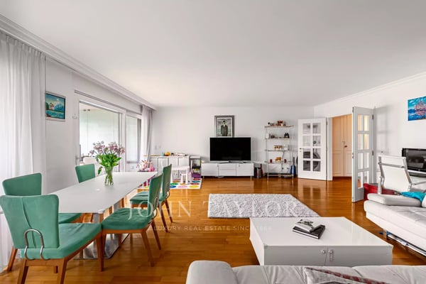 Superbe appartement en première ligne des rives du lac 5