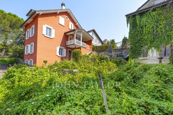 EN EXCLUSIVITÉ! Maison de 3 logements 4