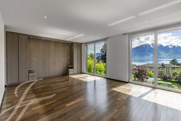 Penthouse contemporain avec vue à 160 8