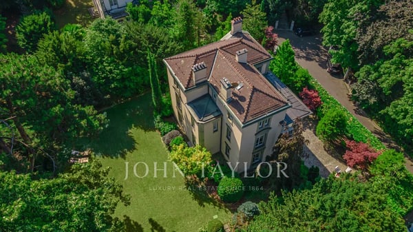 Hôtel particulier à deux pas du lac 4