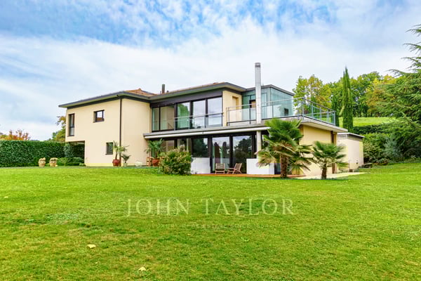 Magnifique villa individuelle entièrement rénovée 1