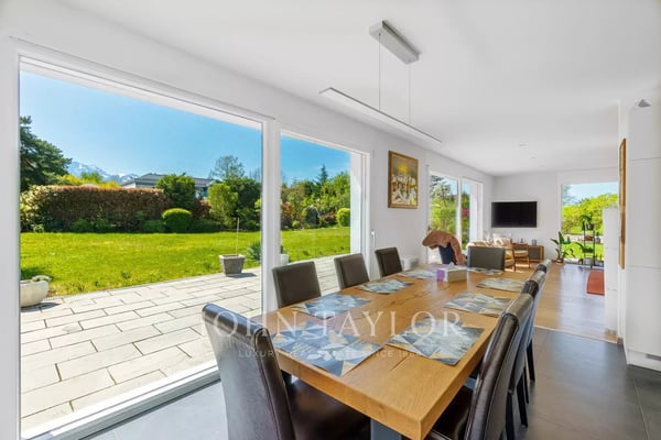 CO-EXCLUSIVITÉ! Villa individuelle sise dans quartier prestigieux 5