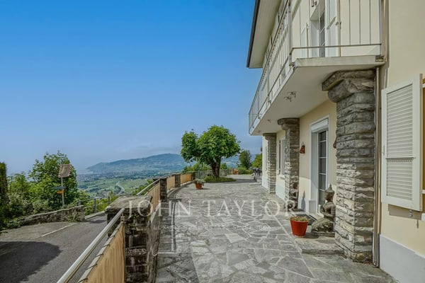 Opportunité rare : bien d'exception à prix imbattable 11