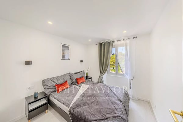 EN EXCLUSIVITÉ! Immeuble de 3 logements 9