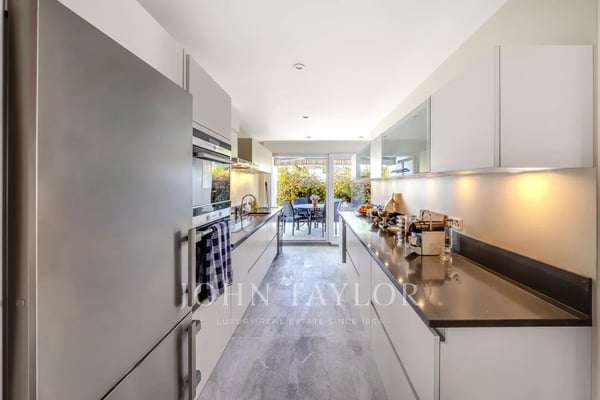 Appartement duplex d'exception en attique 3